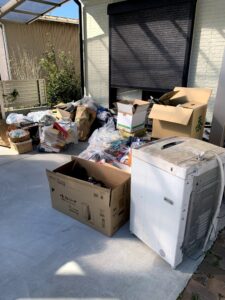 吉田町のお客様、洗濯機、その他混じりゴミを回収させて頂きました。