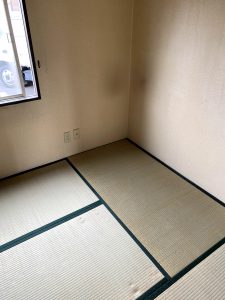 焼津市のお客様、テレビ、テレビラック、プラスチック容器、金物、工具類、その他不用品を回収させて頂きました。