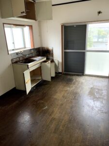 吉田町のお客様、トースター、プラケース、混じりゴミ、その他不用品を回収させて頂きました。